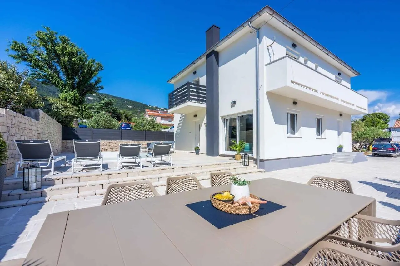 Holiday Home In Baska - Insel Krk 44604 Croatia